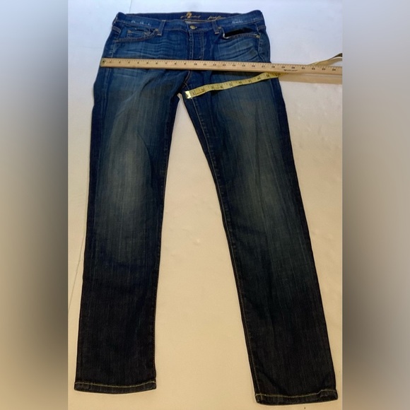 7 for all mankind skinny boyfriend jeans, size 28. - Picture 5 of 8